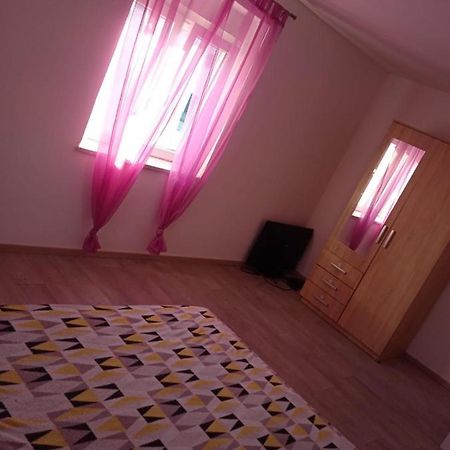 Ferienwohnung Schaefer Murter Esterno foto