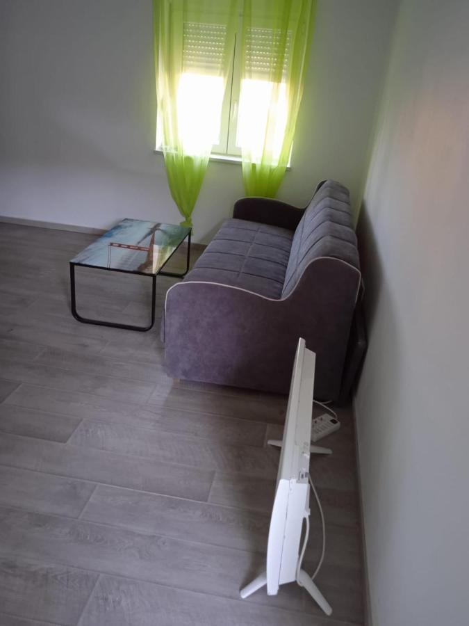 Ferienwohnung Schaefer Murter Esterno foto