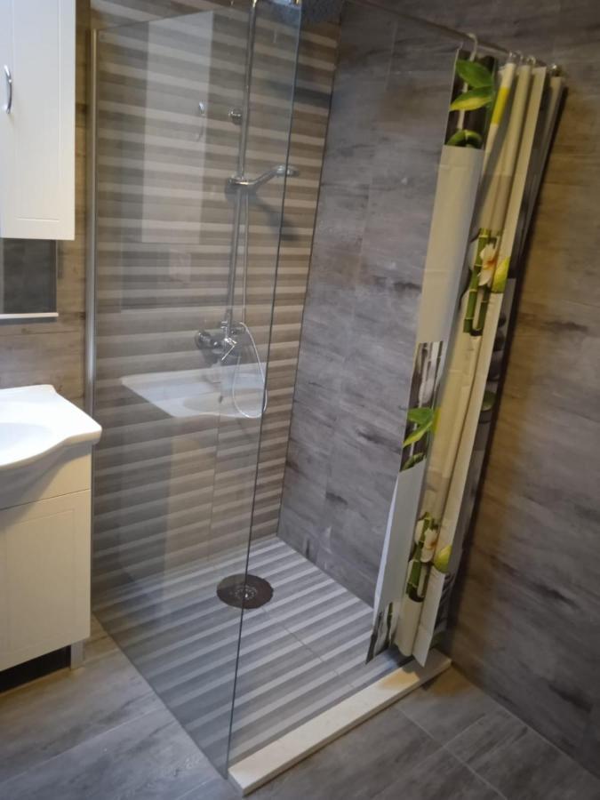 Ferienwohnung Schaefer Murter Esterno foto