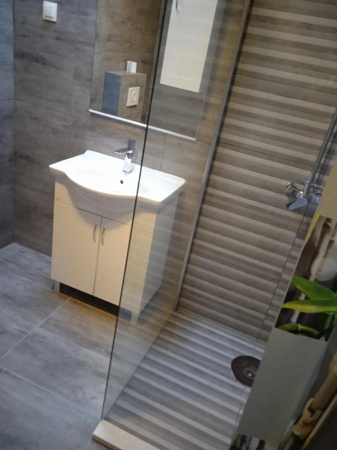 Ferienwohnung Schaefer Murter Esterno foto